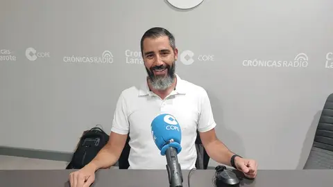 Alejandro Ferrer en Crónicas Radio - Cadena Cope.