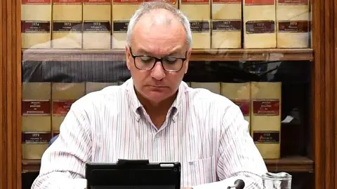 Luis Campos, portavoz parlamentario de Nueva Canarias.