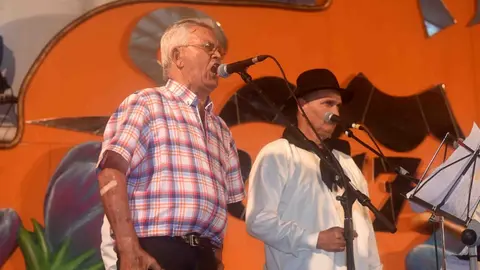 Imagen del fallecido Juan García durante una actuación.