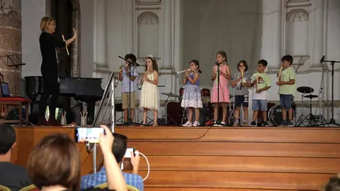 Imagen del alumnado de la Escuela Municipal de Música de Teguise.