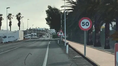 Imagen de como quedaría la acera en la carretera de Mácher.