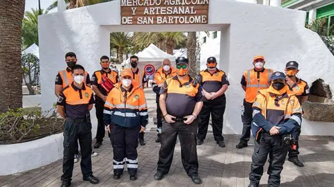 Imagen de el Cuerpo de Voluntarios de Protección Civil en San Bartolomé.