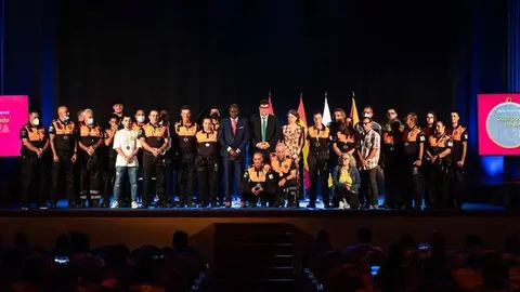 MEDALLA DE ORO PROTECCIÓN CIVIL SB-7786