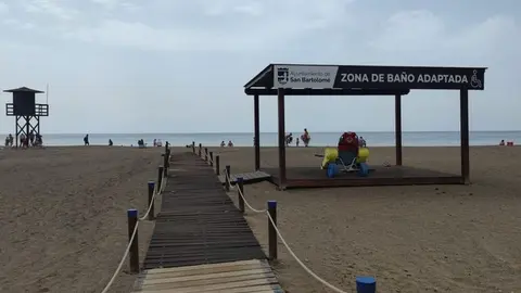 Pasarela playa 2