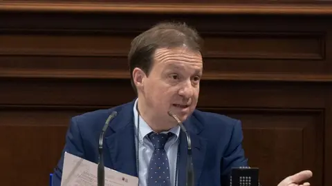 Miguel Ángel Ponce, portavoz de Sanidad del Grupo Popular en el Parlamento de Canarias.