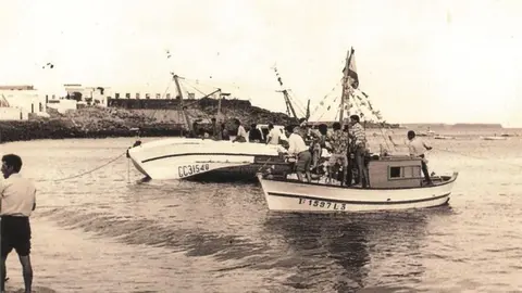 marineros celebrado fiestas del Carmen en Playa Blanca