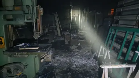 Incendio en una carpintería de la calle Perú de Arrecife.