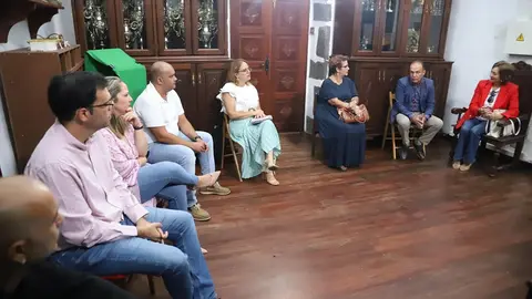 Alberto Aguiar, Carmen Guadalupe y Jesús Machín en la reunión de para coordinar las Fiestas de Nuestra Señora la Virgen de Los Dolores 2022.