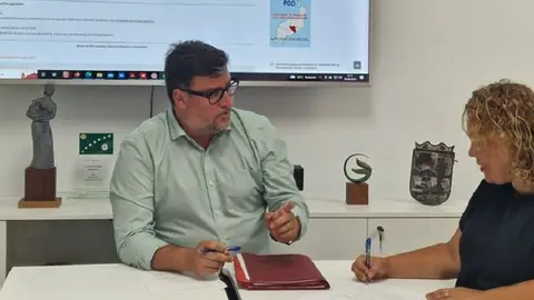 Isidro Pérez junto a Marlene Romero.