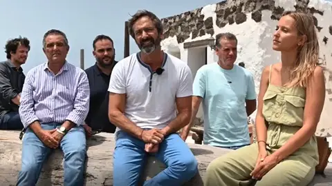 Pedro San Ginés junto a varios representantes de CC en El Golfo.