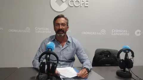 Pedro San Ginés durante su última visita a los estudios de Crónicas Radio-COPE Lanzarote en Arrecife