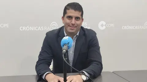 Benjamín Perdomo en Crónicas Radio.