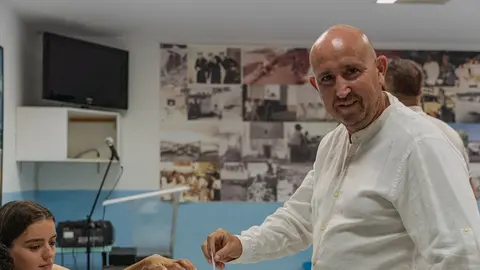 Amado Vizcaíno durante la votación de su candidatura.