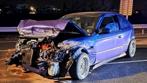 Accidente producido en la salida de Arrecife en dirección a El Cable.