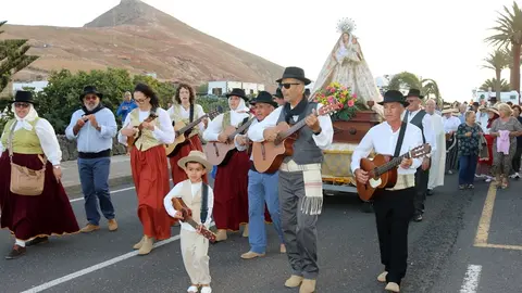 Imagen de la Romería de Femés por la Virgen del Rosario.