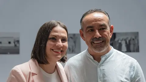 Víctor Robayna con Migdalia Machín el día de su elección.