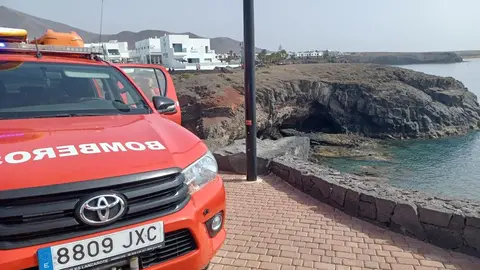 Imagen de la actuación de los bomberos en el sur de la Isla