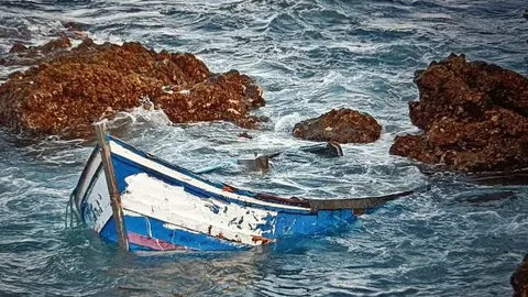 Imagen de archivo de una patera que llegó  al norte de Lanzarote.