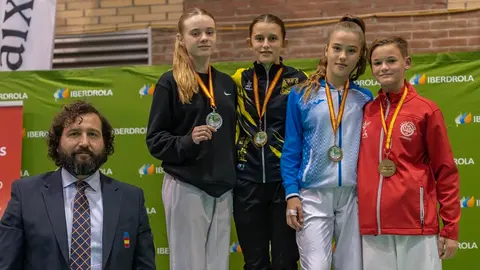 Imagen de Amelie Yaiza en el podio.