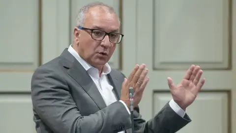 Luis Campos, portavoz parlamentario de Nueva Canarias.