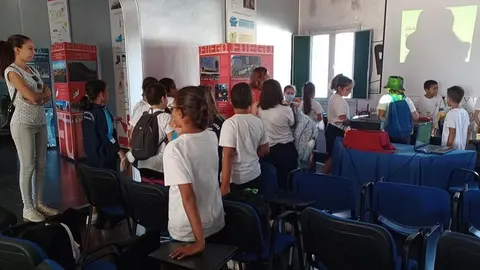 Visita de los alumnos del CEIP Benito Méndez Tarajano.