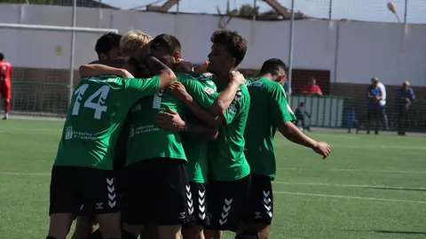Imagen de los jugadores celebrando un gol