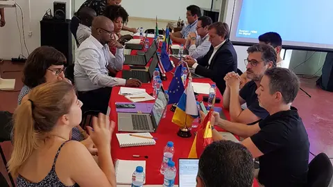 Imagen de una reunión del proyecto Margullar.