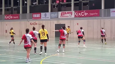 Imagen de uno de los lances del encuentro