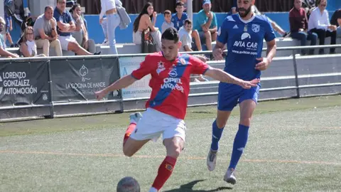 Imagen de una de las jugadas del encuentro