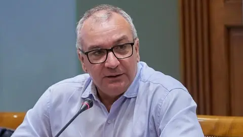 Luis Campos, portavoz parlamentario de Nueva Canarias.