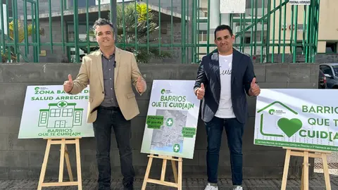 Armando Santana y Yoné Caraballo presentando el proyecto Barrios que te cuidan.