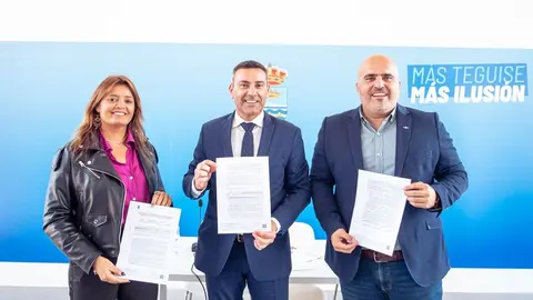 FIRMA ANTEPROYECTO POLIDEPORTIVO COSTA TEGUISE 1