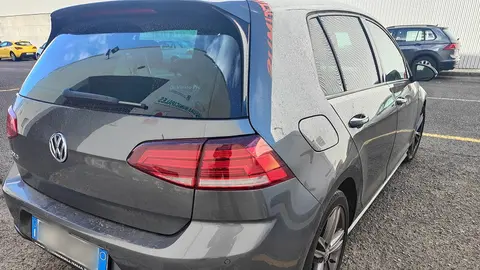 Imagen del veh&ntilde;iculo intervenido por la policia local.