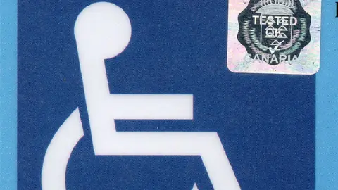 Imagen de una tarjeta para Personas de Movilidad Reducida.