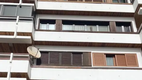 Imagen de la vivienda en la que han encontrado a la persona fallecida