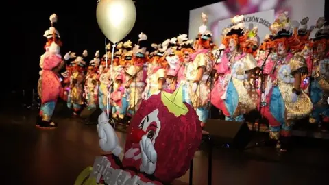 Murga Las Enraladas.
