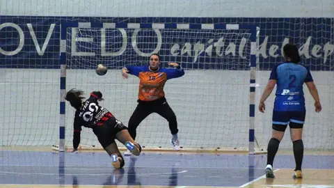 Imagen del encuentro en Oviedo