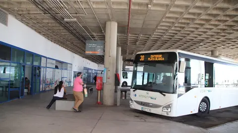 Estación de guaguas de Playa Blanca.