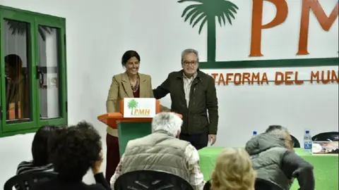 Evelia García y Pepe Torres durante la presentación de la candidatura.