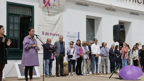 Lectura del manifiesto del 8-M en Tías.
