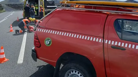 Imagen de archivo de otro de los numerosos accidentes que se producen en las carreteras de Lanzarote