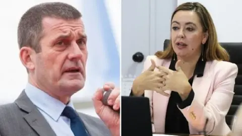 Representante de la  Federación Turística de Lanzarote y María Dolores Corujo.