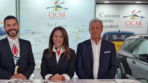 Imagen de los representantes de CICAR en la Feria.