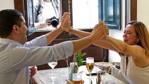 María Dolores Corujo junto a Benjamin Perdomo.