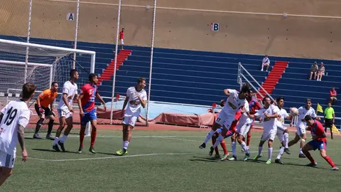 Imagen de uno de los lances del encuentro