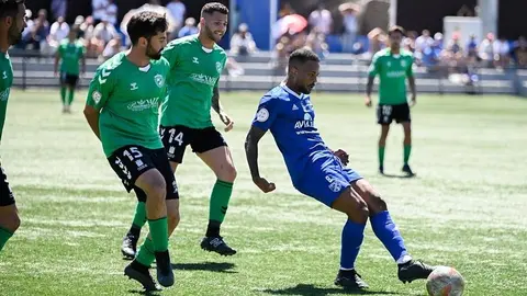 Una de las jugadas del encuentro