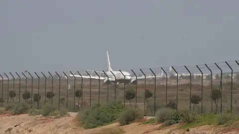 Imagen de archivo de otro aterrizaje en el aeropuerto.