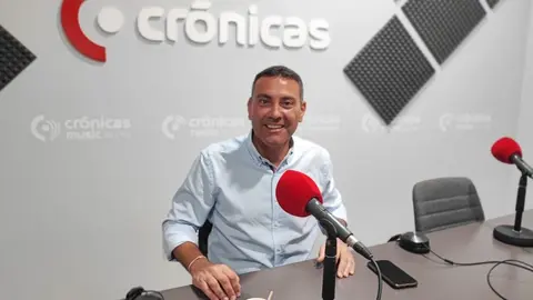 Oswaldo Betancort en Crónicas Radio.