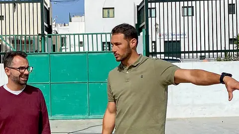 Echedey Eugenio junto a Rosmen Quevedo.