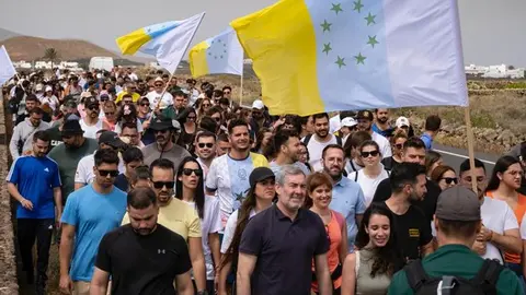 Fernando Clavijo este domingo al frente del grupo que se concentró en Tinajo